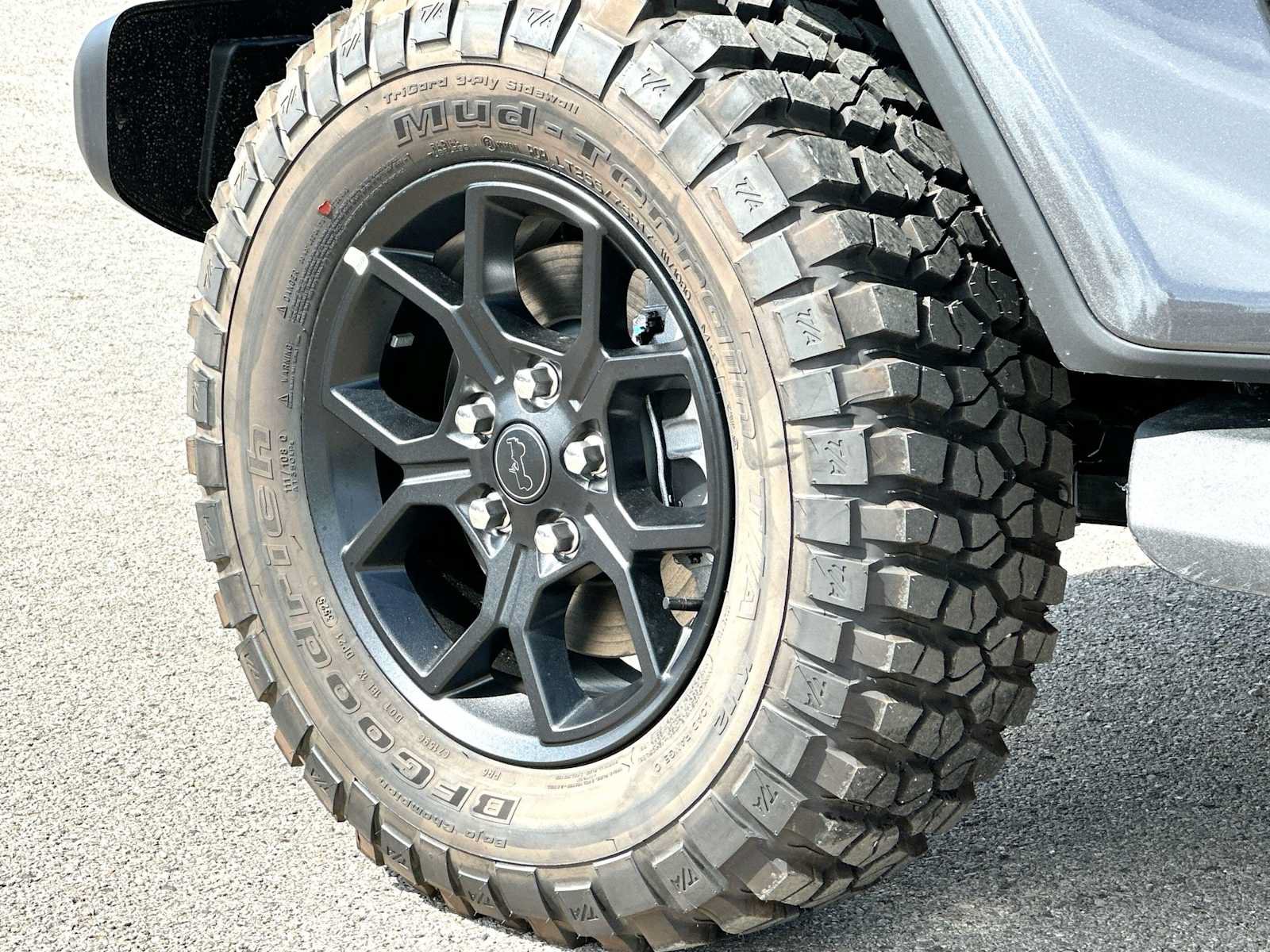 New 2026 Jeep Gladiator Sport AWD/4WD image 11