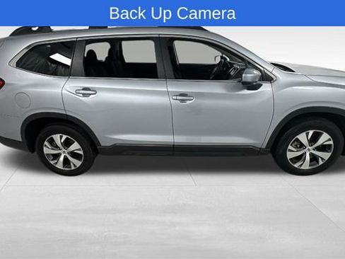 Certified 2025 Subaru Ascent Premium image 2