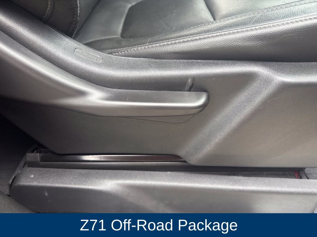Used 2020 Chevrolet Silverado 1500 RST AWD/4WD image 35