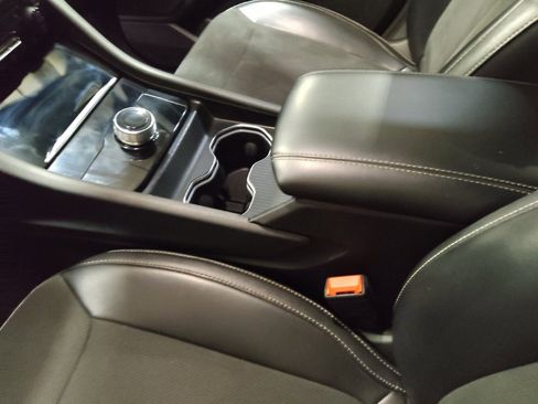 Used 2024 Jeep Grand Cherokee L Laredo image 26