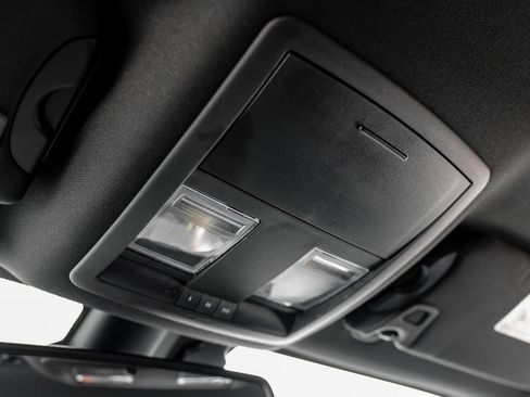 Used 2019 Dodge Challenger SRT Hellcat Redeye image 25