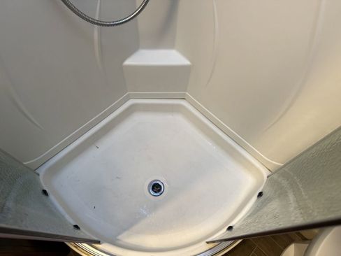 Used 2017 Mercedes-Benz Sprinter 3500 image 71