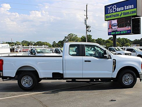 Used 2024 Ford F250 XL w/ XL Chrome Package RWD image 8