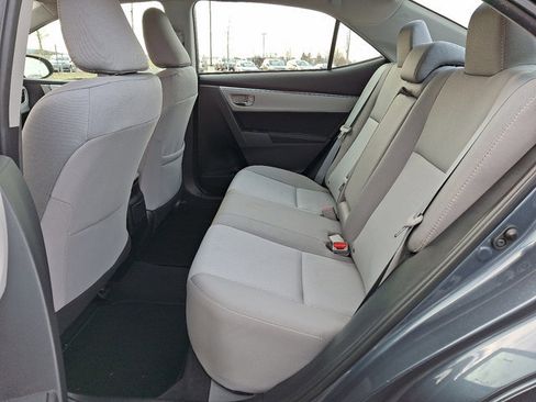 Used 2015 Toyota Corolla LE image 11