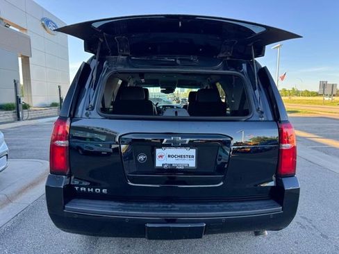 Used 2018 Chevrolet Tahoe LT w/ LT Signature Package AWD/4WD image 43
