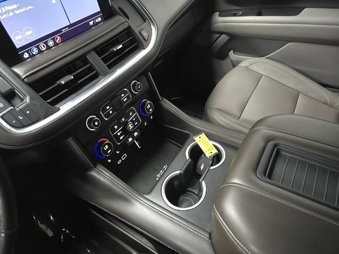Used 2021 Chevrolet Tahoe LT w/ LT Signature Package AWD/4WD image 27