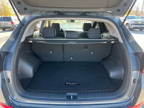 Used 2018 Hyundai Tucson Sport image 18