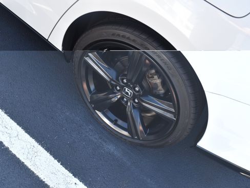 Certified 2024 Honda Accord Sport image 11