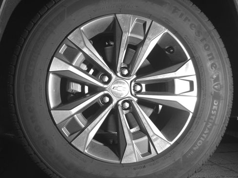 Used 2025 Chevrolet Equinox LT image 12