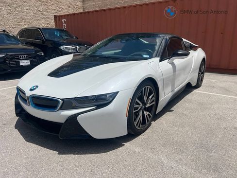 Used 2019 BMW i8 Roadster AWD/4WD image 1