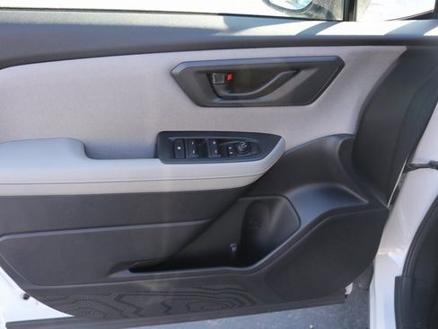 Used 2025 Subaru Forester image 17