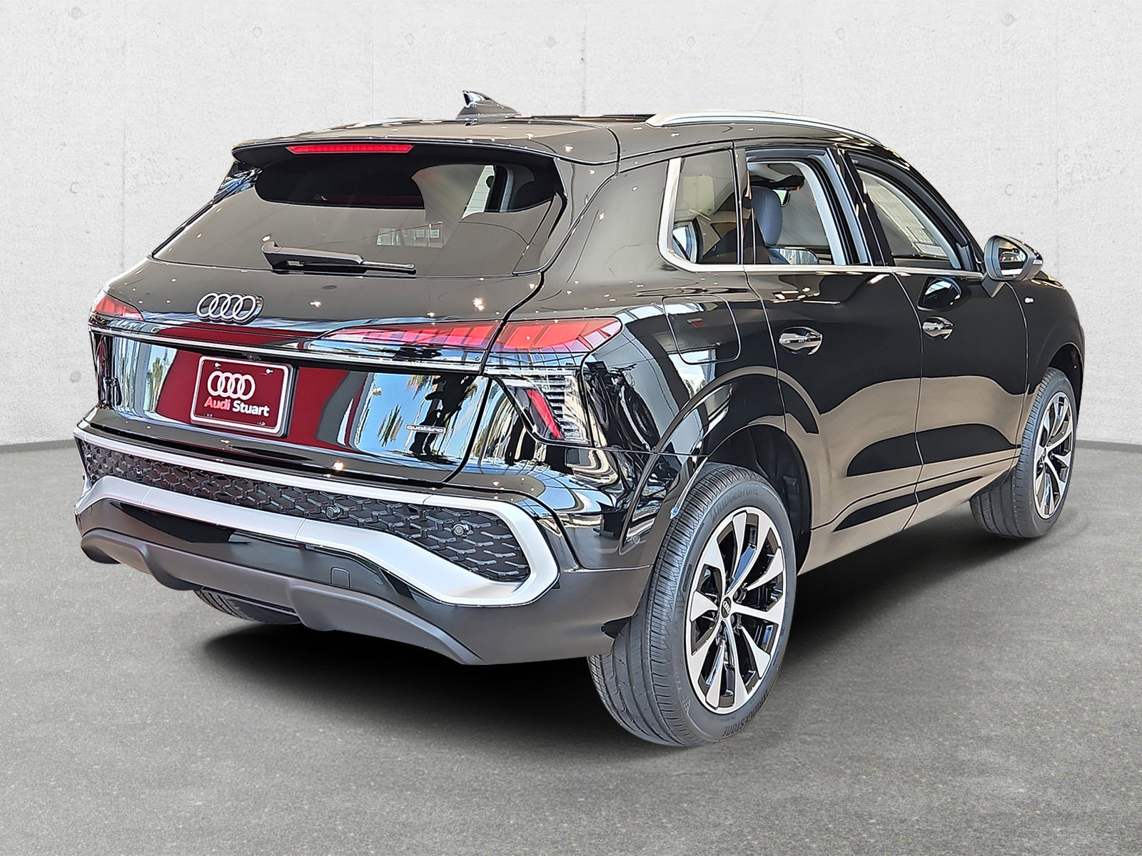New 2026 Audi Q3 quattro 2.0T AWD/4WD image 6