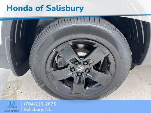 Used 2024 Honda Ridgeline Black Edition image 10