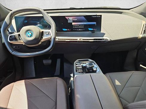 Certified 2025 BMW iX xDrive50 AWD/4WD image 16