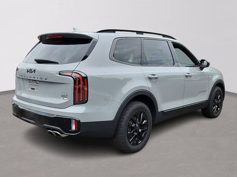 Used 2025 Kia Telluride AWD image 6