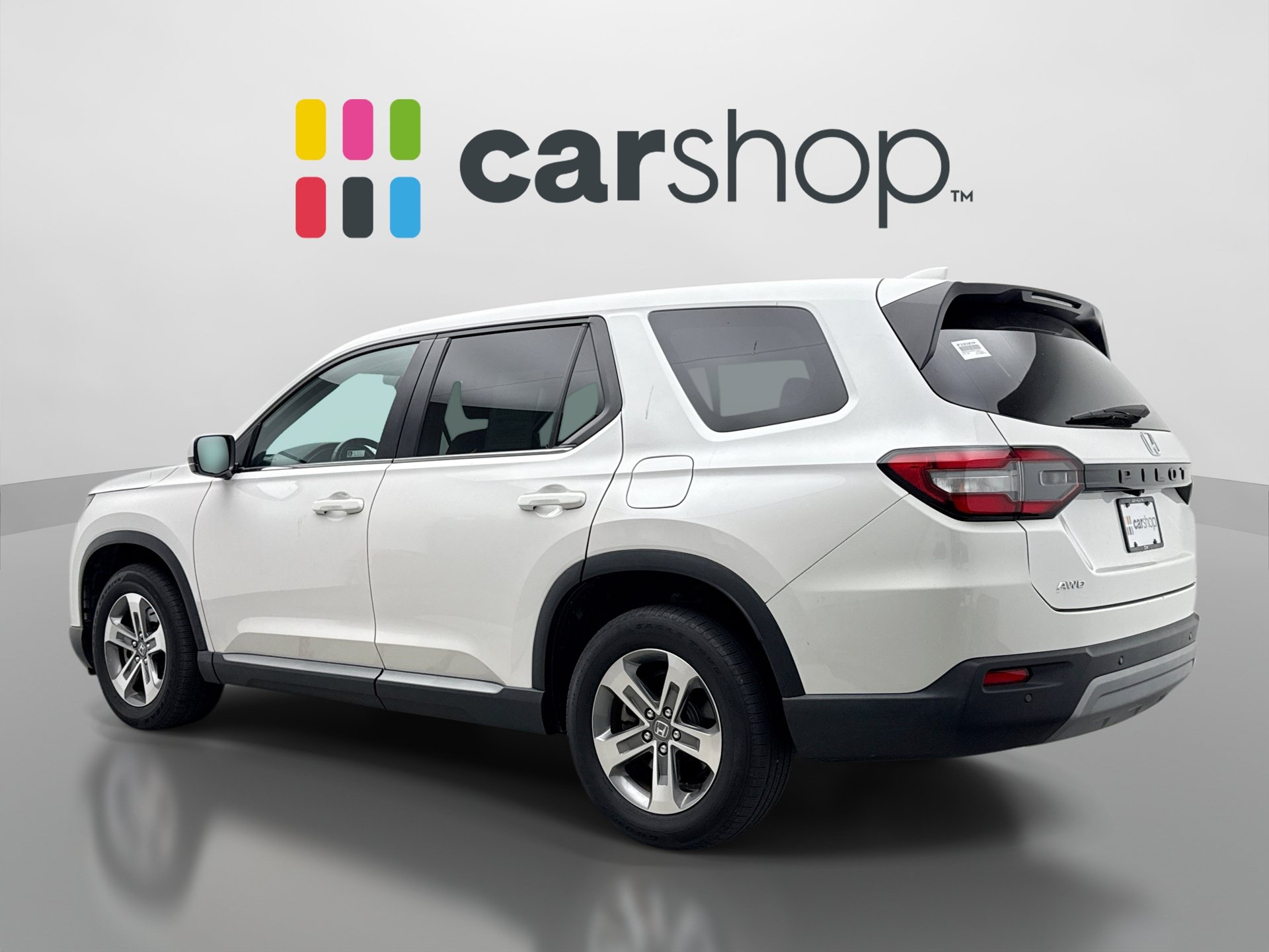 Used 2024 Honda Pilot EX-L image 3