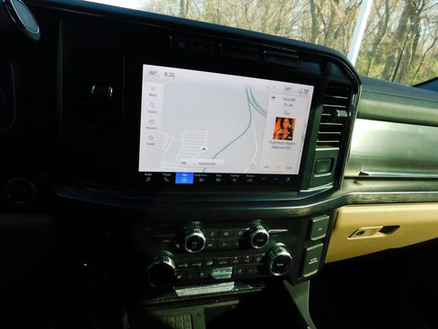 Used 2023 Ford F350 Lariat w/ Chrome Package image 9