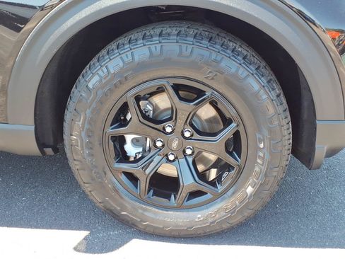 Used 2022 Ford Explorer Timberline w/ Timberline Technology Package AWD/4WD image 9