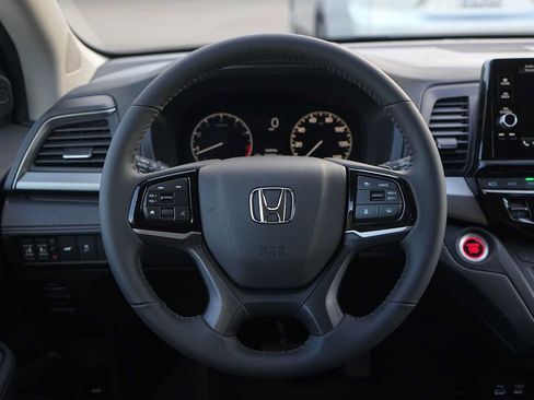 Used 2026 Honda Odyssey EX-L image 15