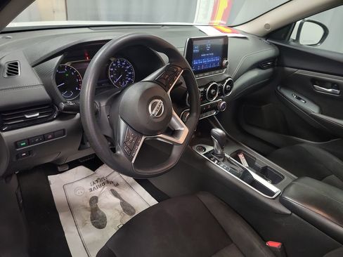 Used 2023 Nissan Sentra SV image 13