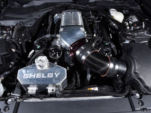 Used 2017 Ford Mustang GT Premium w/ GT Performance Package image 34