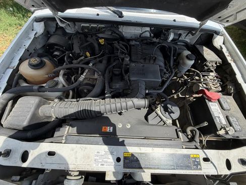 Used 2011 Ford Ranger XL image 26