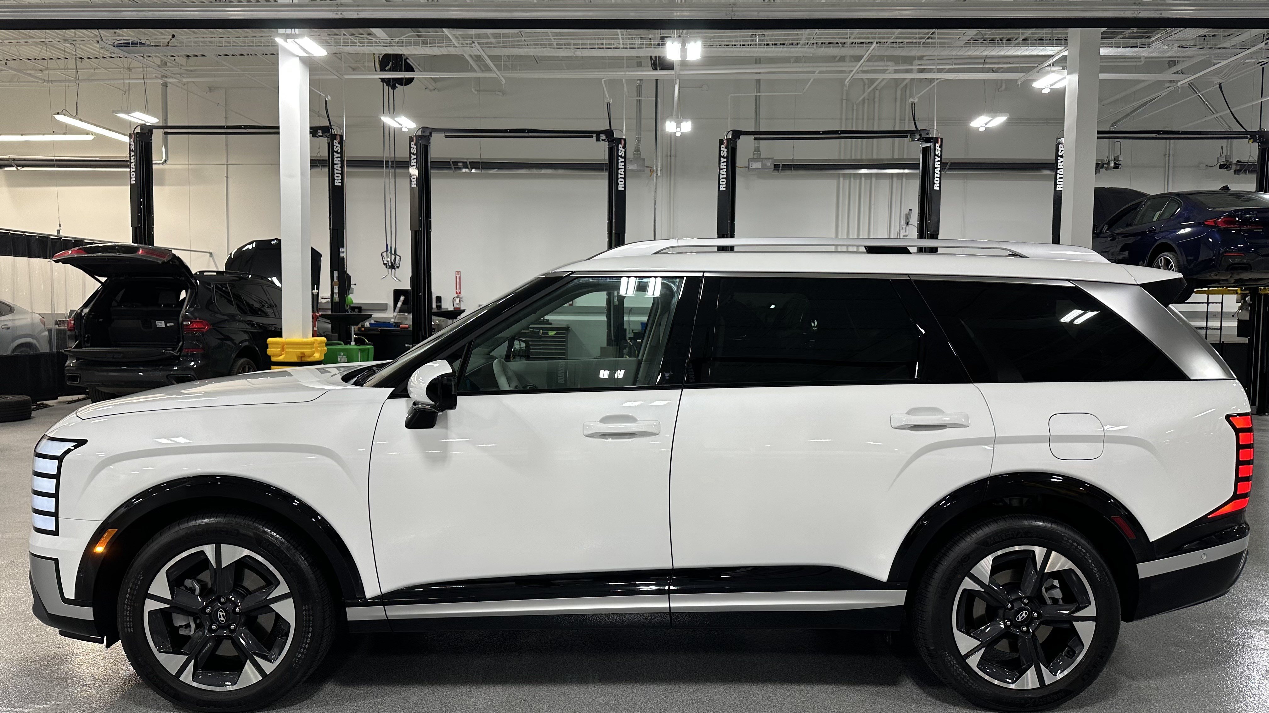 Used 2026 Hyundai Palisade Limited FWD image 7