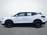 Used 2023 Chevrolet Blazer LT image 2