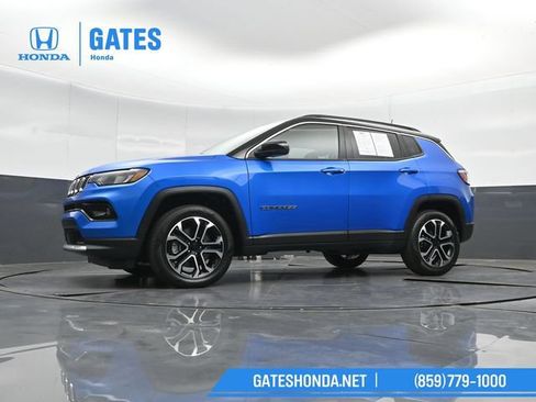 Used 2023 Jeep Compass Limited AWD/4WD image 40
