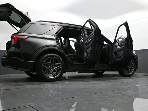 Used 2026 Ford Explorer ST AWD/4WD image 43