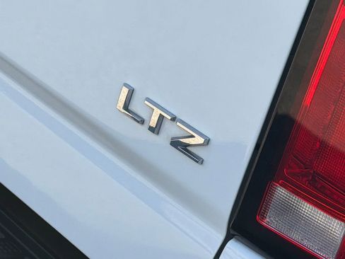 Used 2024 Chevrolet Silverado 2500 LTZ w/ LTZ Plus Package image 11