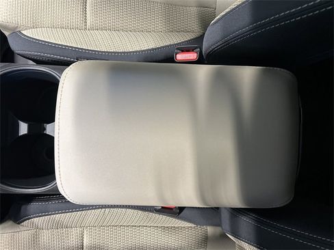 Used 2025 Subaru Outback Premium image 20