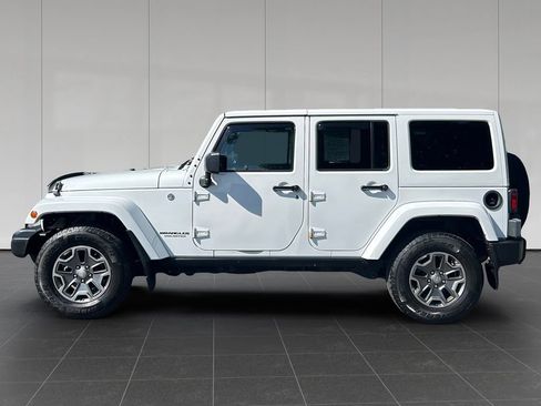 Used 2017 Jeep Wrangler Unlimited Rubicon w/ Connectivity Group AWD/4WD image 2