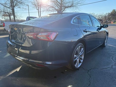 Used 2022 Chevrolet Malibu LT image 3