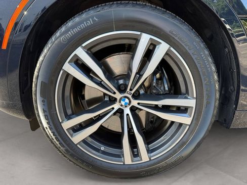 Certified 2025 BMW X7 xDrive40i w/ M Sport Package AWD/4WD image 14