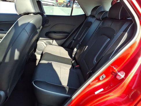 Certified 2023 Hyundai Venue Limited image 9