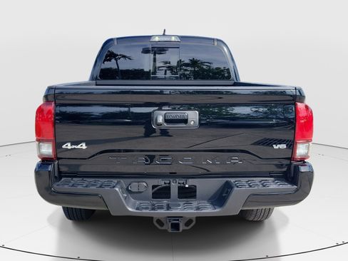 Certified 2023 Toyota Tacoma SR5 w/ Technology Package AWD/4WD image 6
