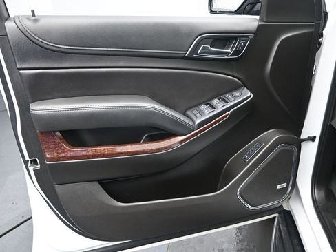 Used 2019 GMC Yukon XL SLT w/ Open Road Package image 23