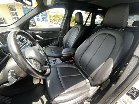 Used 2018 BMW X1 xDrive28i AWD/4WD image 15