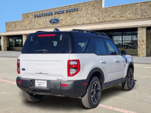 New 2025 Ford Bronco Sport Outer Banks image 6
