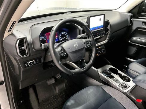 Used 2023 Ford Bronco Sport Outer Banks image 16