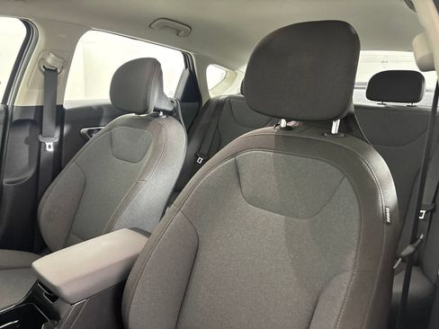 Used 2025 Kia K4 FWD image 10