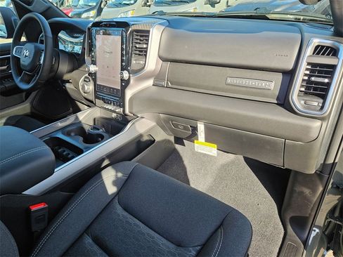 New 2026 RAM 1500 4x4 Crew Cab image 20