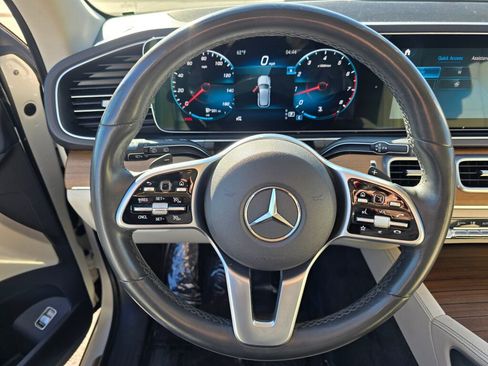 Used 2020 Mercedes-Benz GLE 350 4MATIC w/ Premium Package image 28