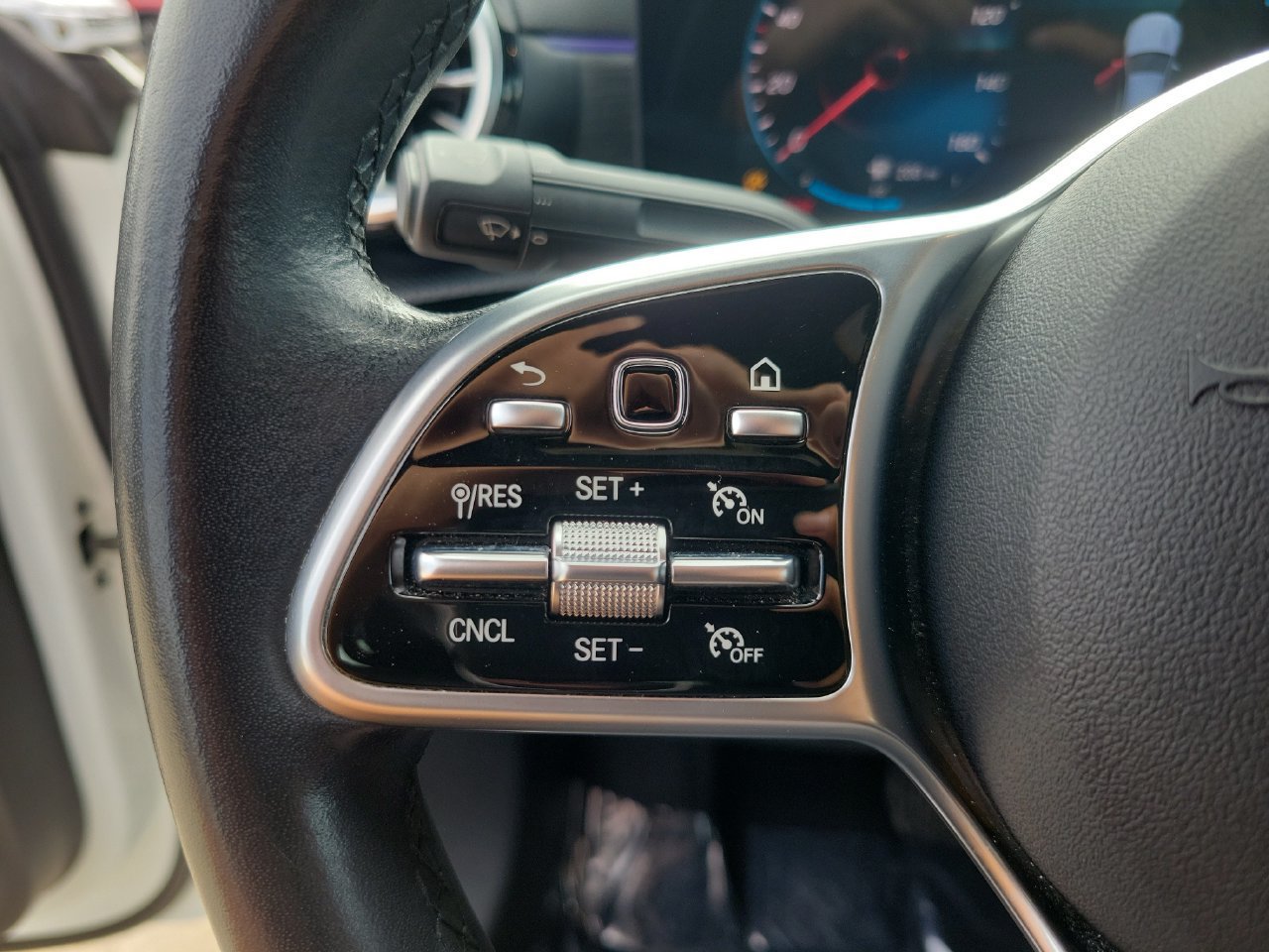 Used 2021 Mercedes-Benz CLA 250 image 18