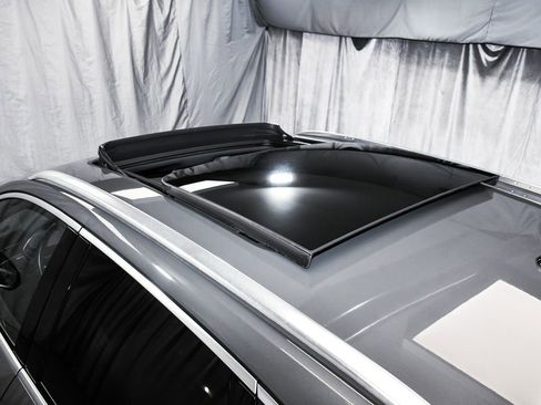 Used 2020 Audi Q3 2.0T Premium Plus w/ Premium Plus Package image 68