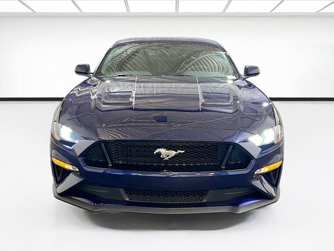Used 2020 Ford Mustang GT RWD image 2