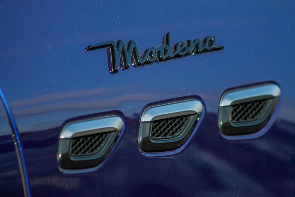 Used 2023 Maserati Grecale Modena AWD/4WD image 23
