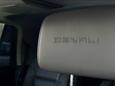Used 2015 GMC Yukon Denali w/ Open Road Package AWD/4WD image 16