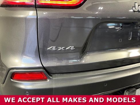Used 2021 Jeep Cherokee Trailhawk w/ Sun, Sound & Nav Group image 23